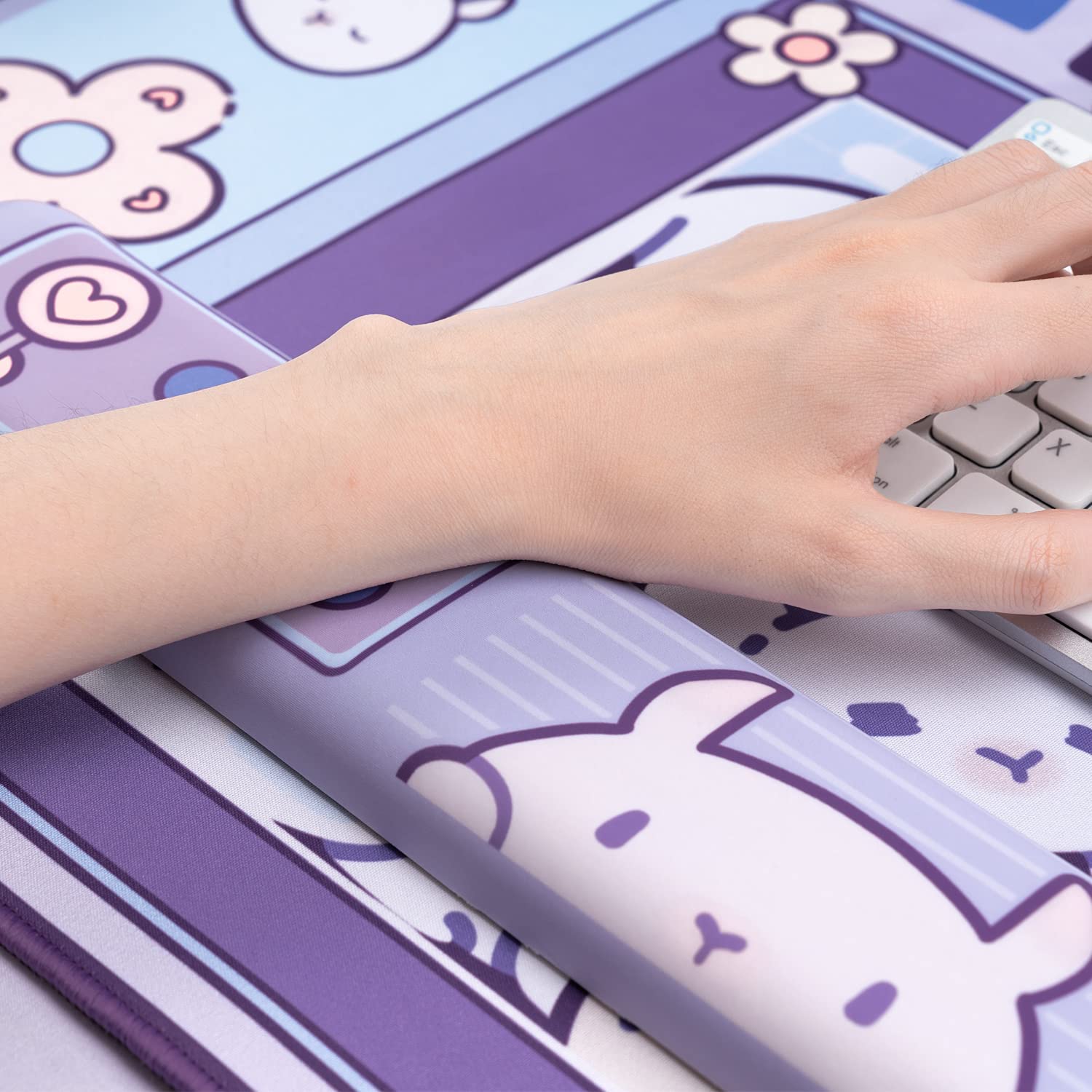 Large Kawaii Gaming Mouse Pad  - Tradescantia Purple 评论和价格